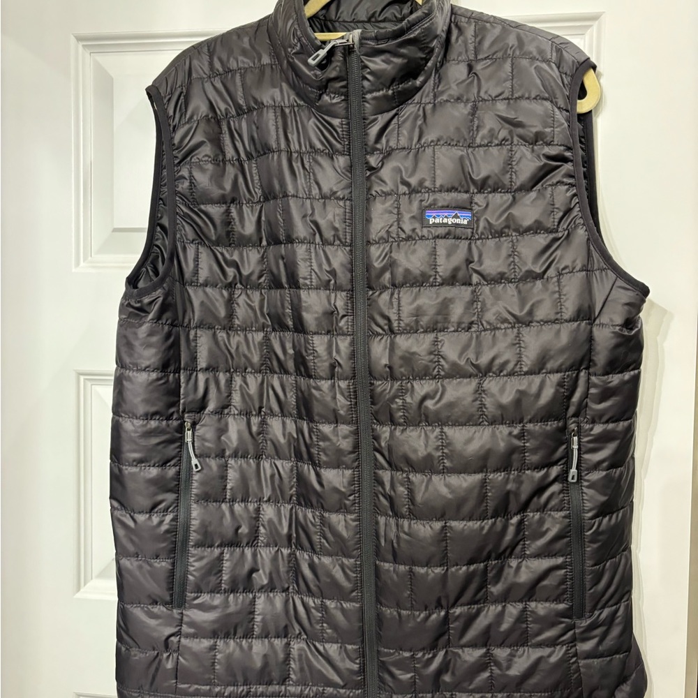 Patagonia Men’s Nano Puff Vest Size L